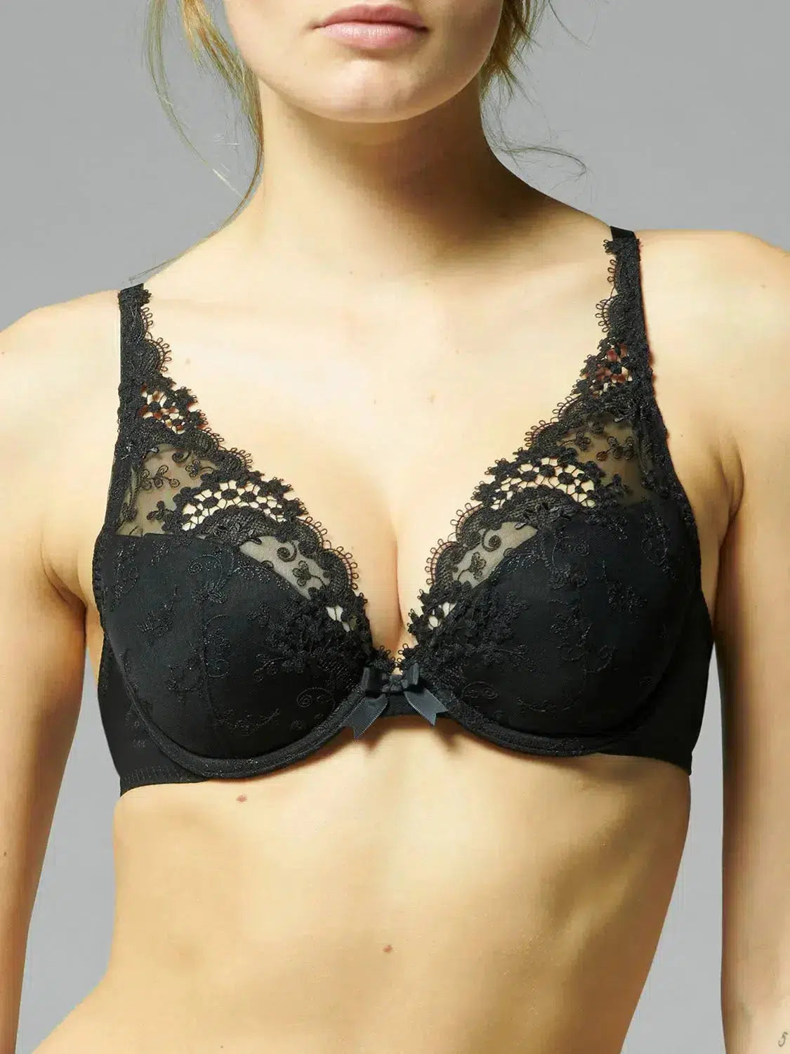 Black Wish Triangle Contour Push-up Lace Bra Minimalist Wireless Bra