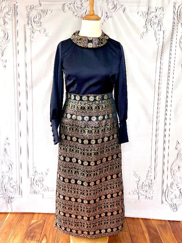 1960s Wyndale Metallic Brocade Maxi Dress Trendy Short Sleeve Maxi Dress