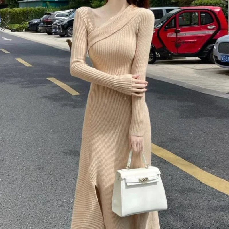 2024 New Chic V-neck Long Sleeves Solid Maxi Dress Chic Button-Up Maxi Dress