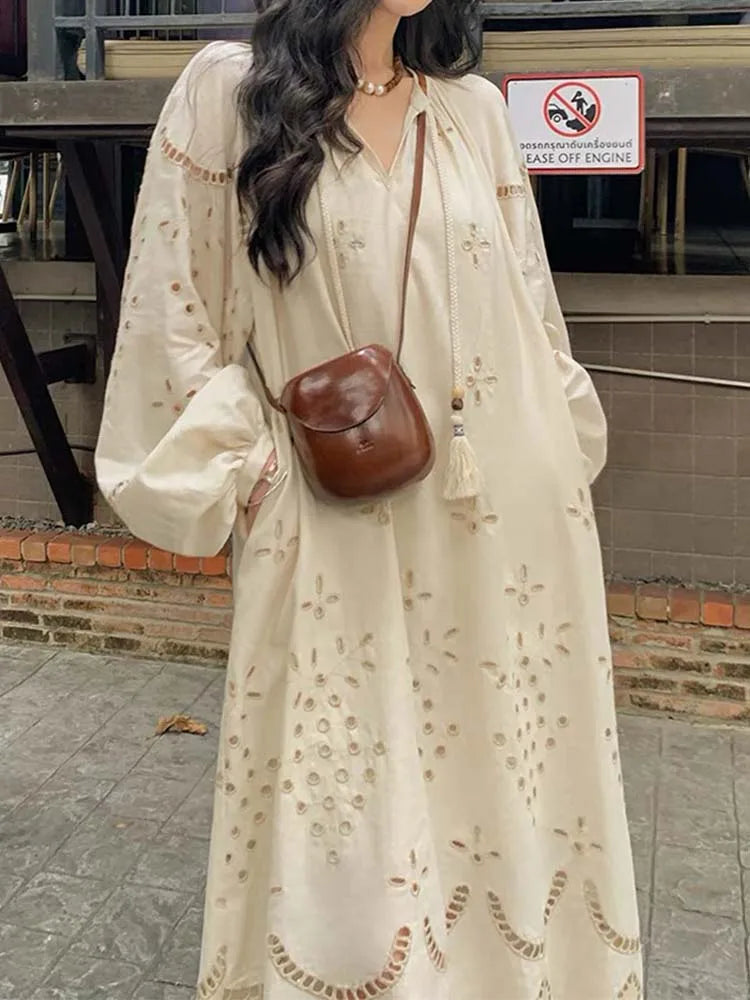 2024 Korean Style Vintage Long Sleeve V-Neck Boho Hollow Out Maxi Dress Elegant Floral Maxi Dress