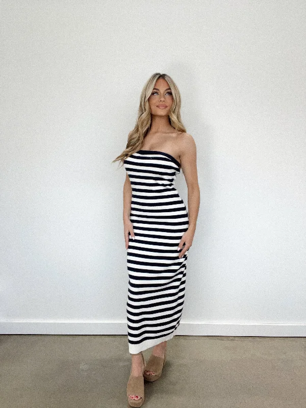 Set Sail Maxi Dress Stylish V-Neck Maxi Dress